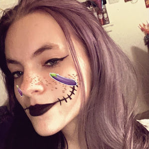 Meet your Posher, Hailey